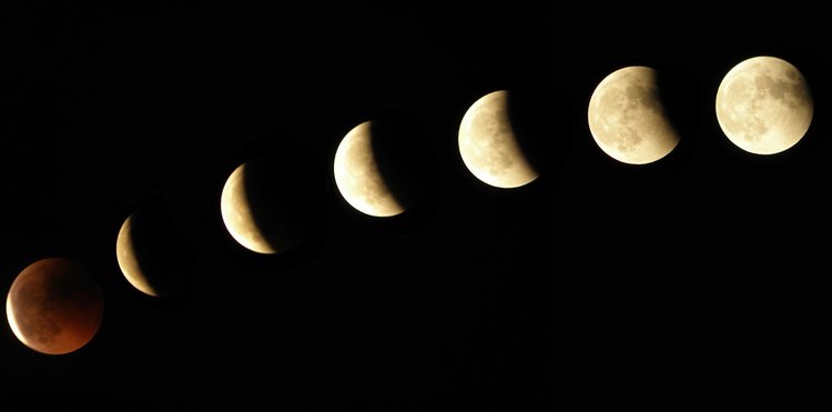 moon-1099732_1280